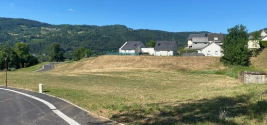 Terrain à bâtir à Condat, Auvergne-Rhône-Alpes