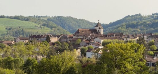 Terrain à bâtir à Saint-Étienne-de-Maurs, Auvergne-Rhône-Alpes